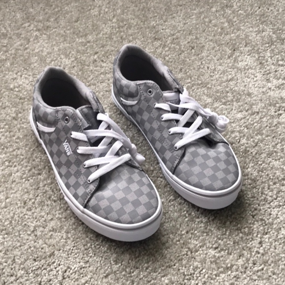 New Checkered VANS tie sneakers - gray w/o box - youth 6